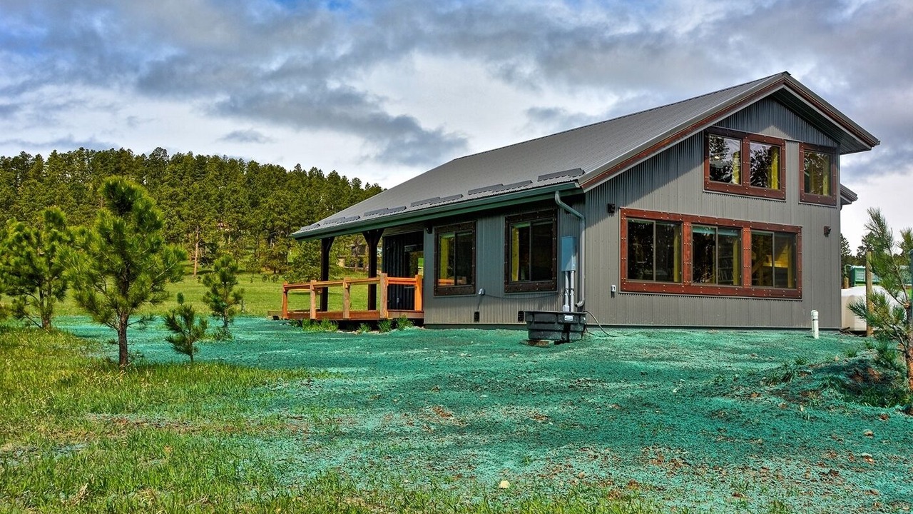 Photo of Outdoor in Colonial Pine Hills