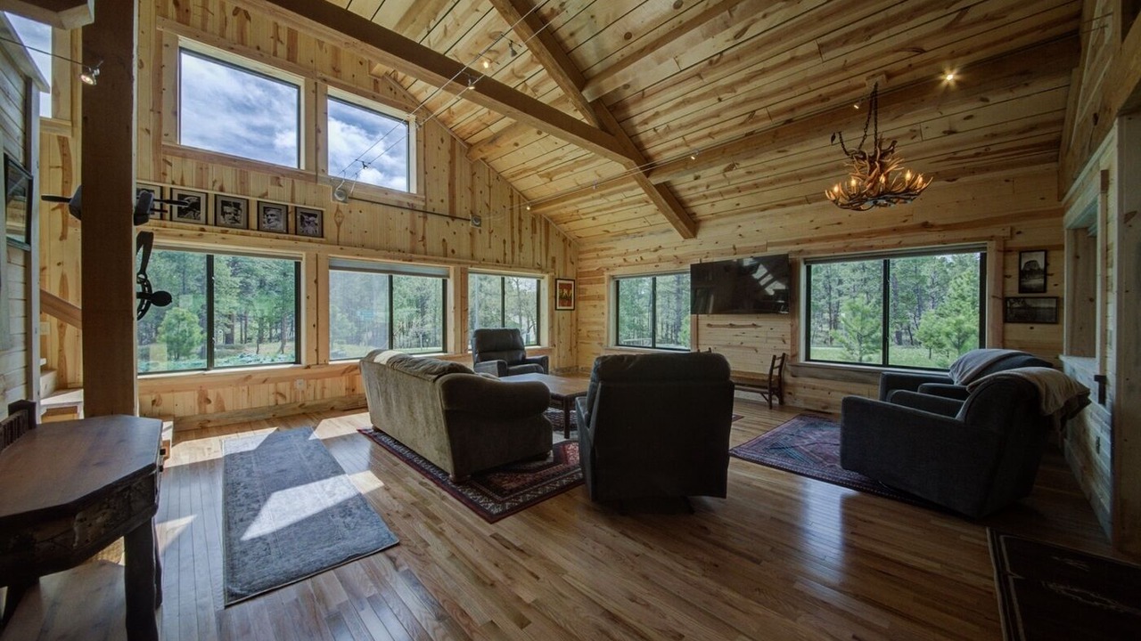Photo of Bedroom in Colonial Pine Hills