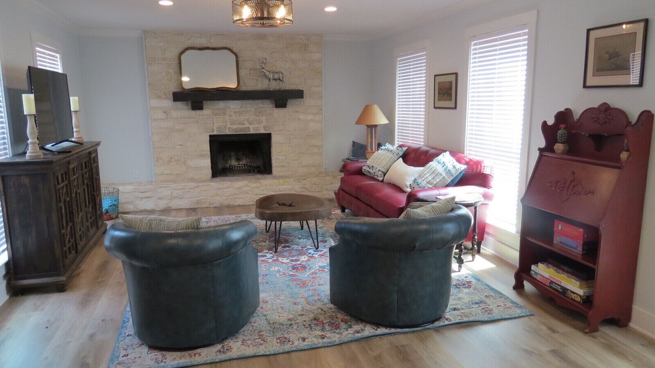 Photo of Livingroom in Salado