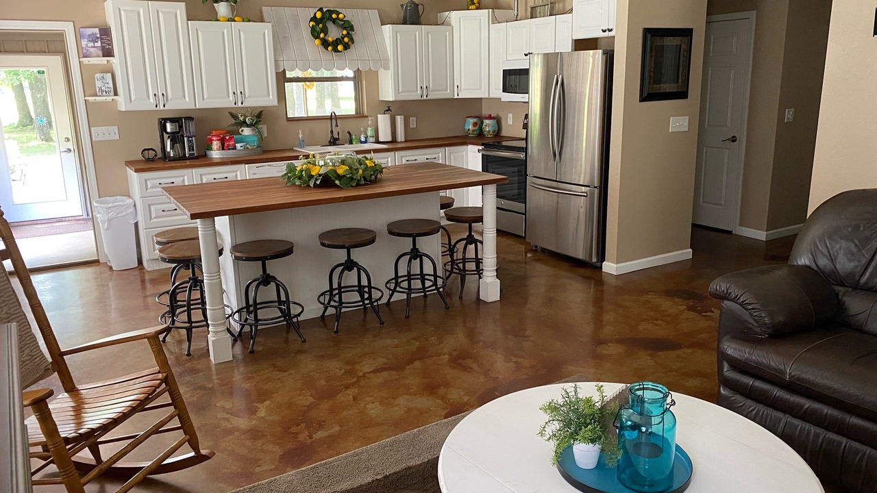 Photo of Livingroom in Williamson County
