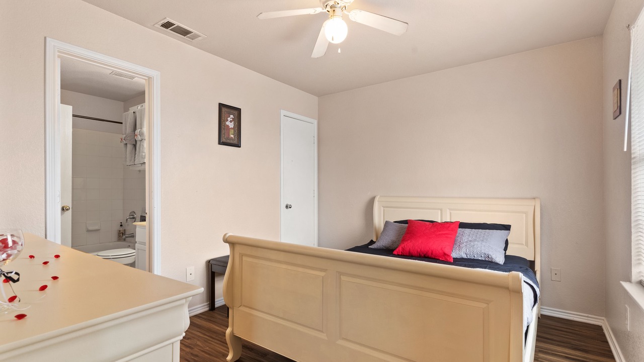 Photo of Bedroom in Killeen