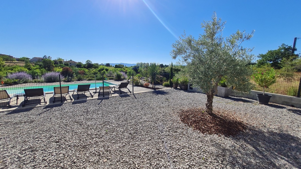 Photo of Outdoor in Grospierres