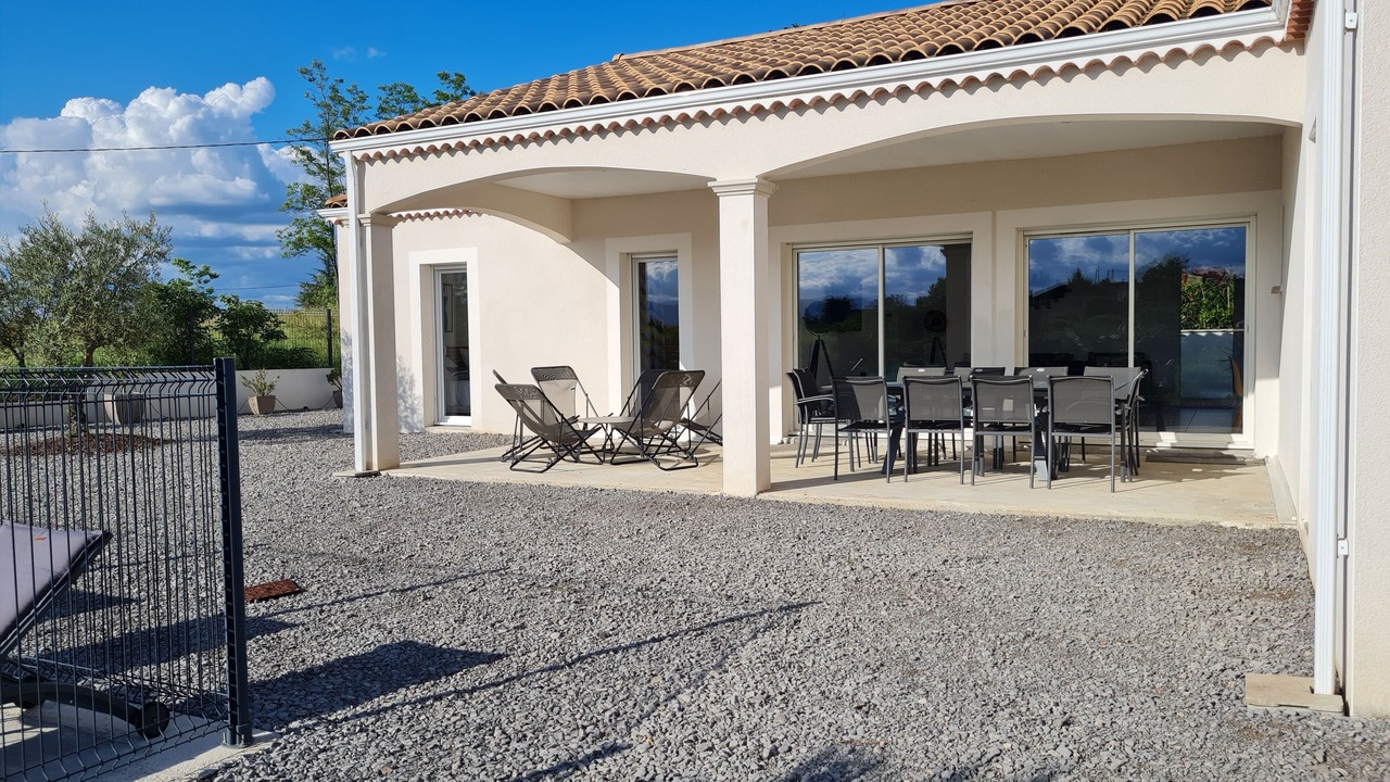 Photo of Outdoor in Grospierres
