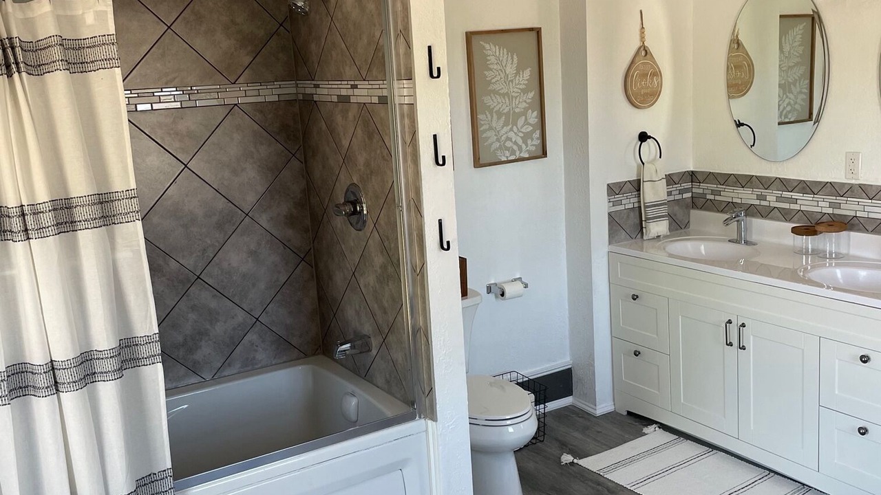 Photo of Bathroom in Prairie Du Chien