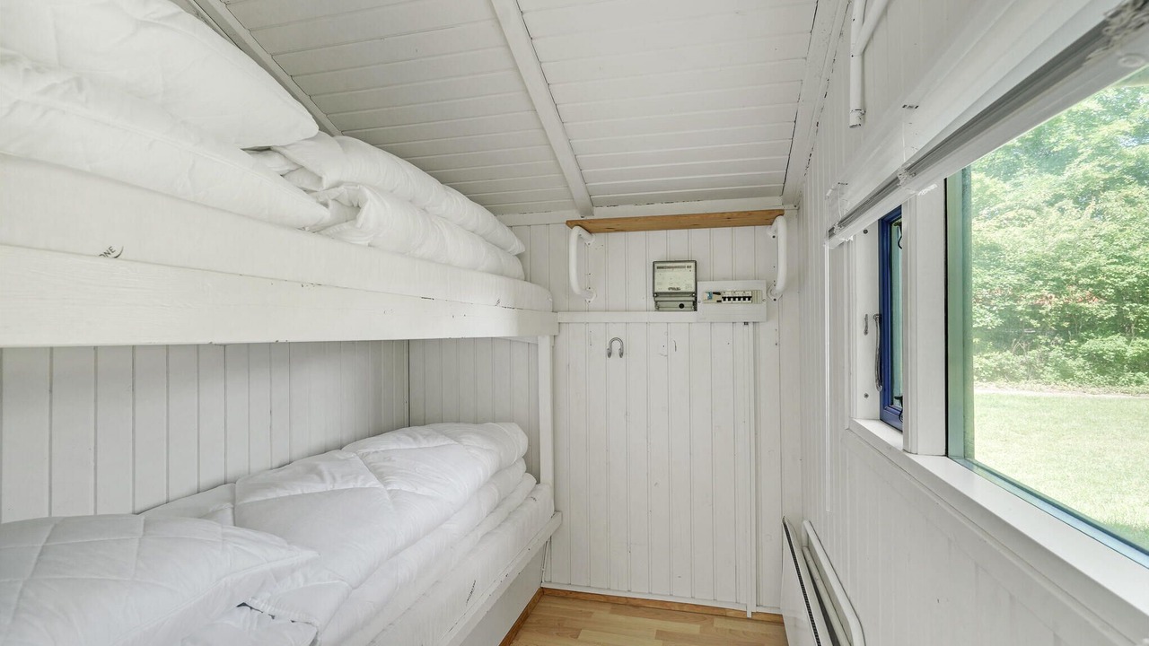 Photo of Others in Hampen