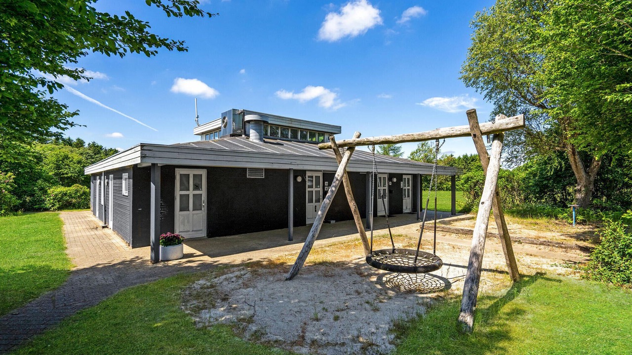 Photo of Others in Hampen