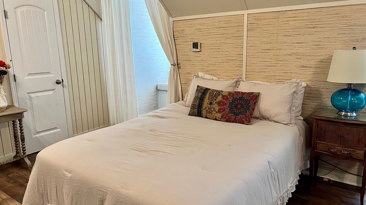 Photo of Bedroom in Wilsonville
