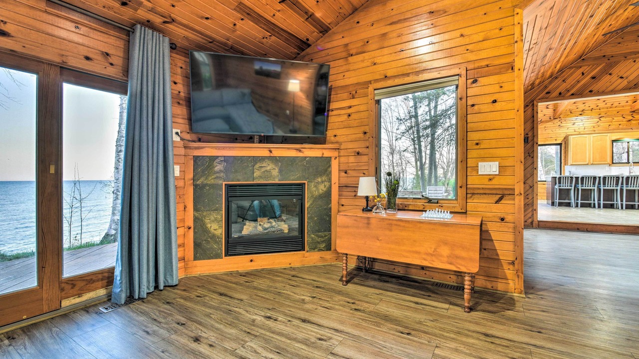 Photo of Livingroom in Applegate