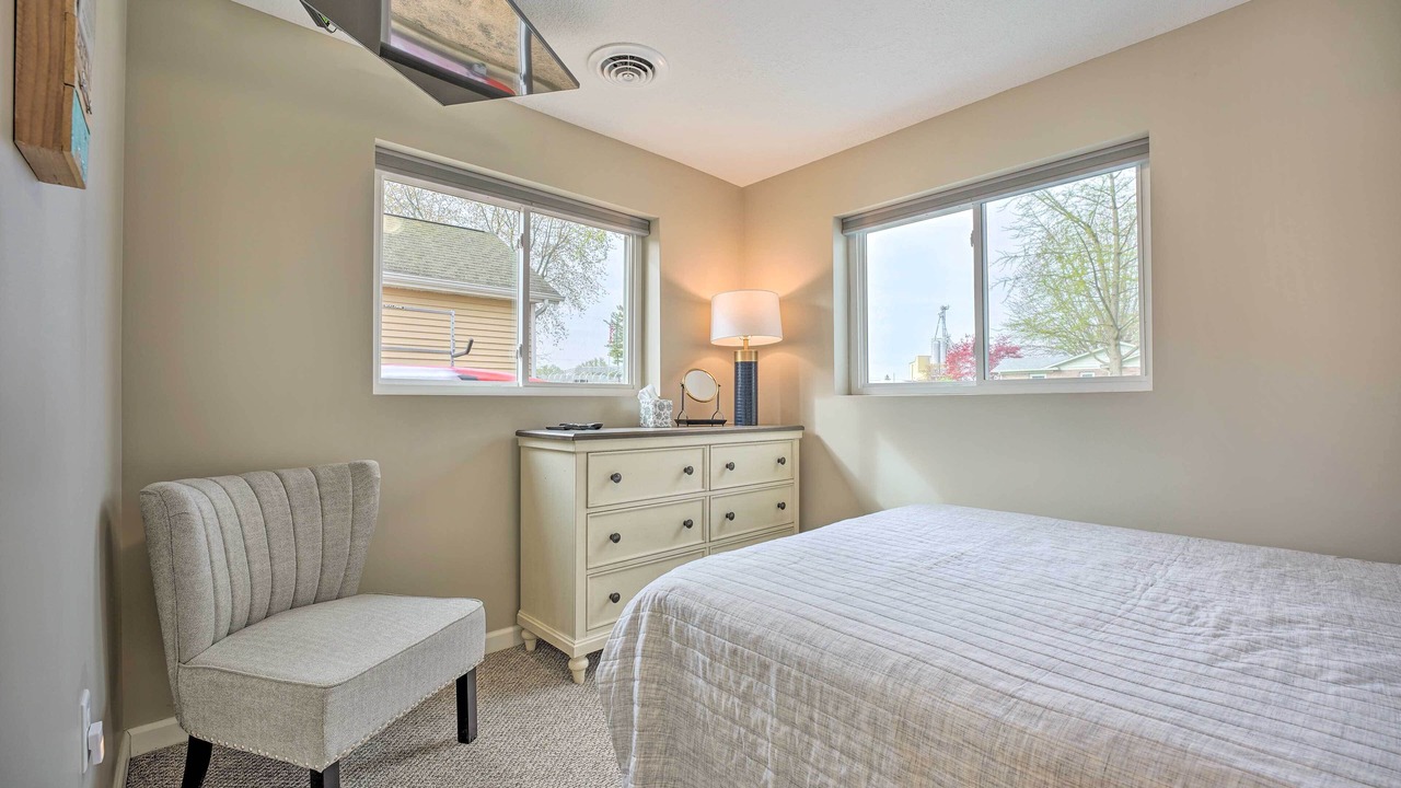 Photo of Others in Syracuse