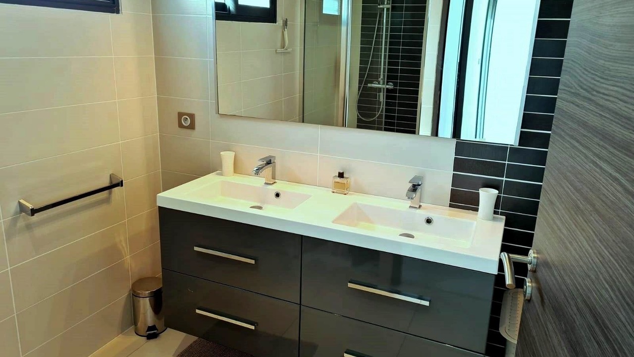 Photo of Bathroom in Cerbere