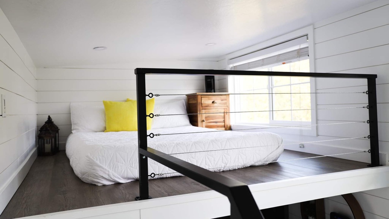 Photo of Bedroom in Shady Cove