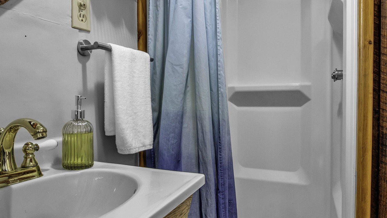 Photo of Bathroom in Akron