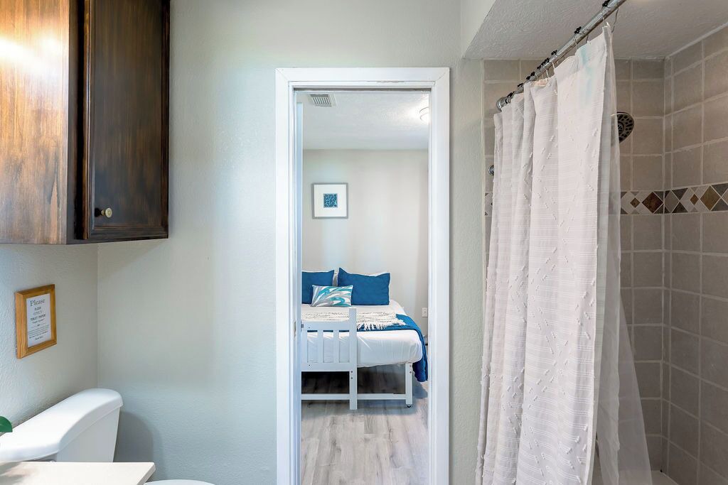 Photo of Bedroom in West Livingston