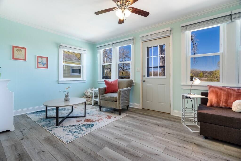 Photo of Livingroom in Spring Grove