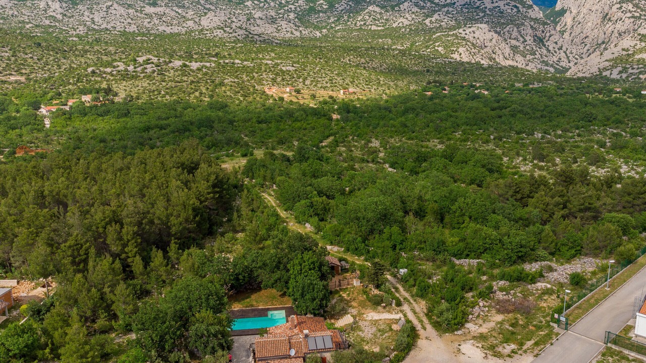 Photo of Outdoor in Seline