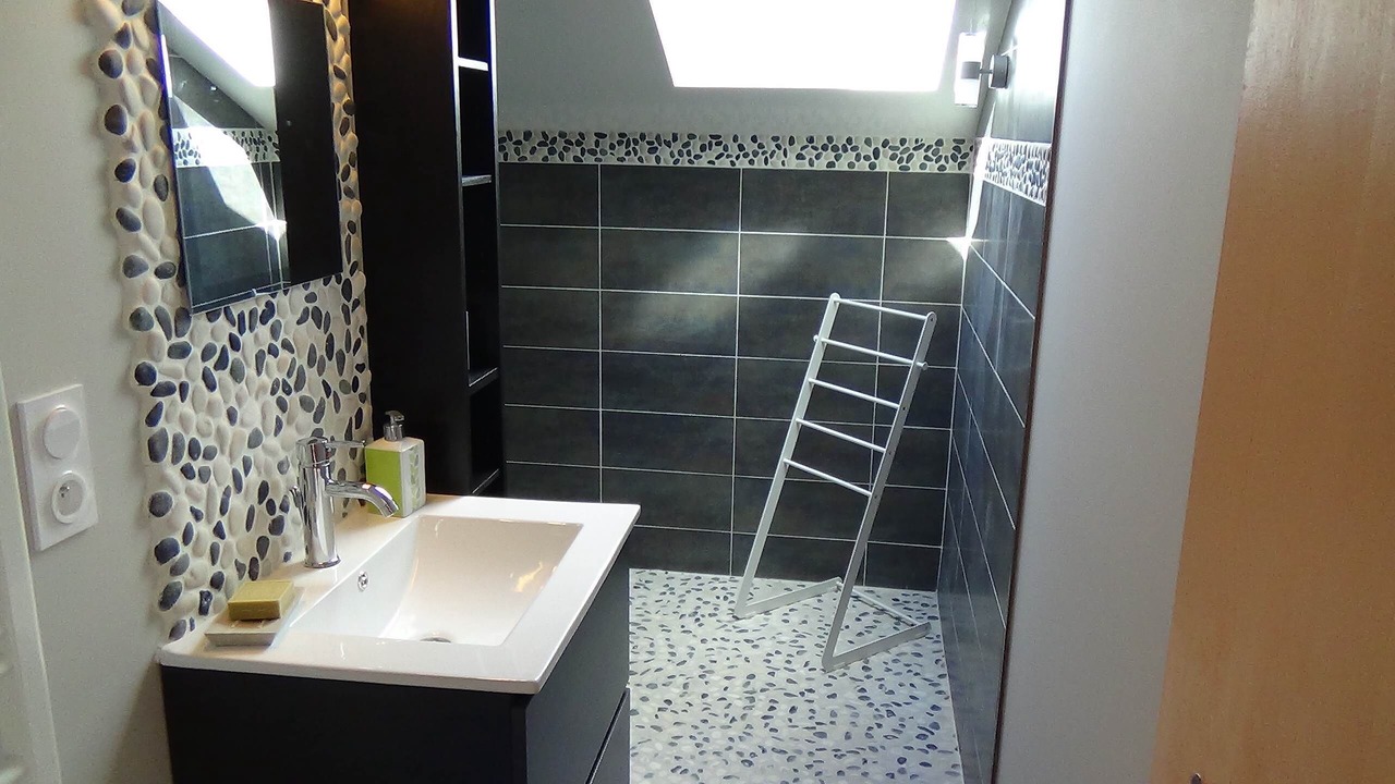 Photo of Others in Aurice