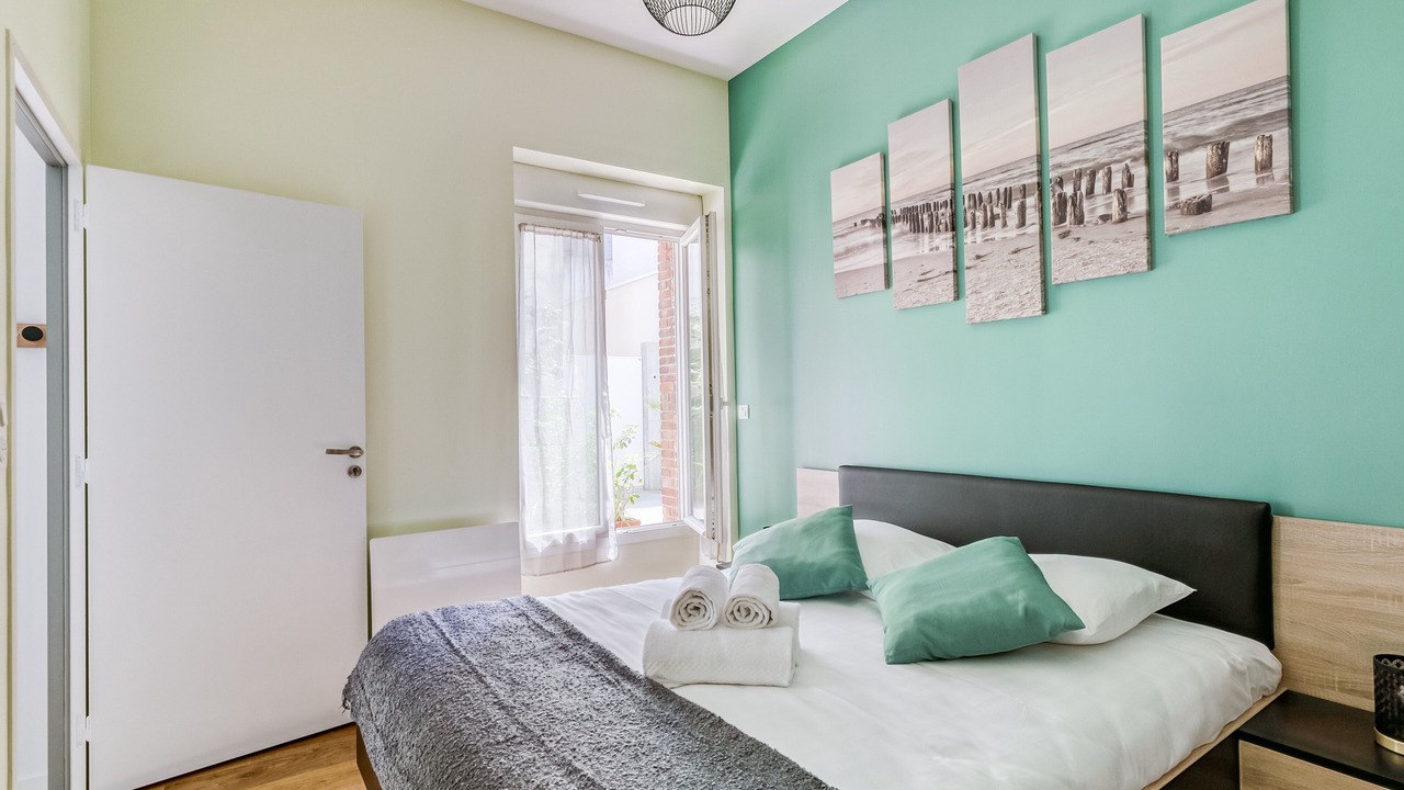 Photo of Bedroom in Republique - Les Ponts