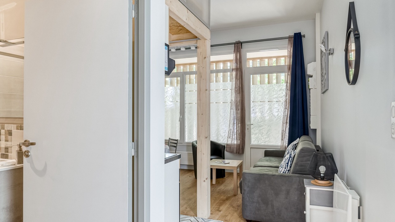 Photo of Livingroom in Republique - Les Ponts