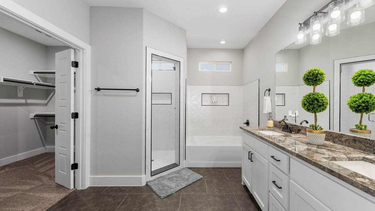 Photo of Bathroom in West Dallas