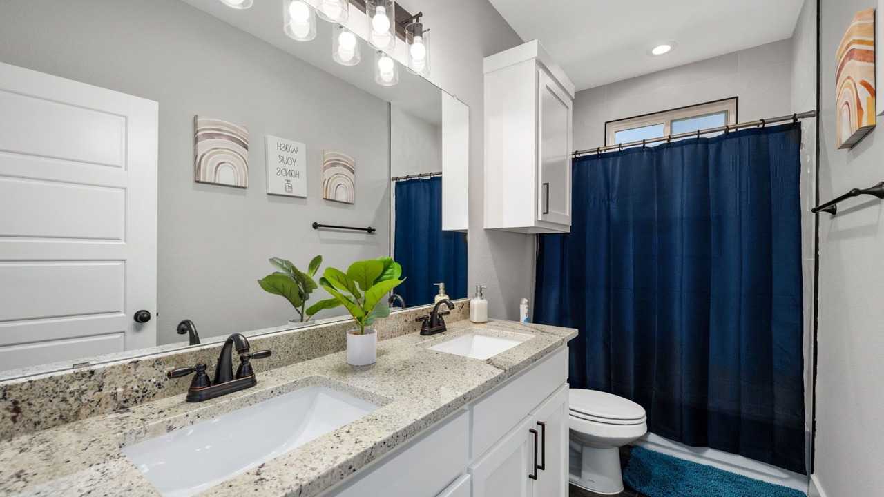 Photo of Bathroom in West Dallas