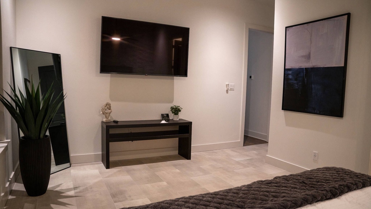 Photo of Bedroom in Waterford On Lake Travis