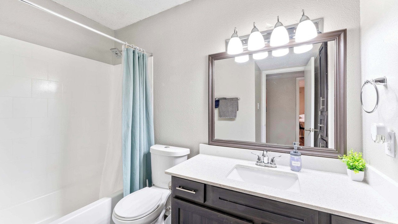 Photo of Bathroom in Dawson