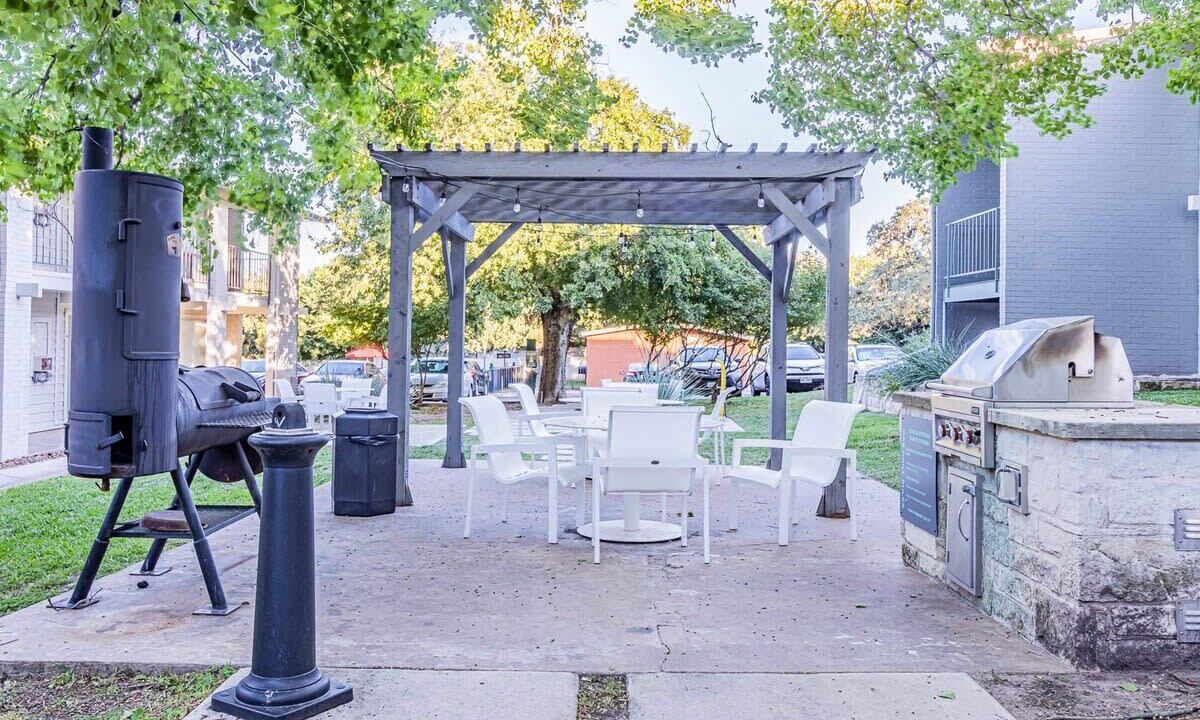 Photo of Outdoor in Dawson