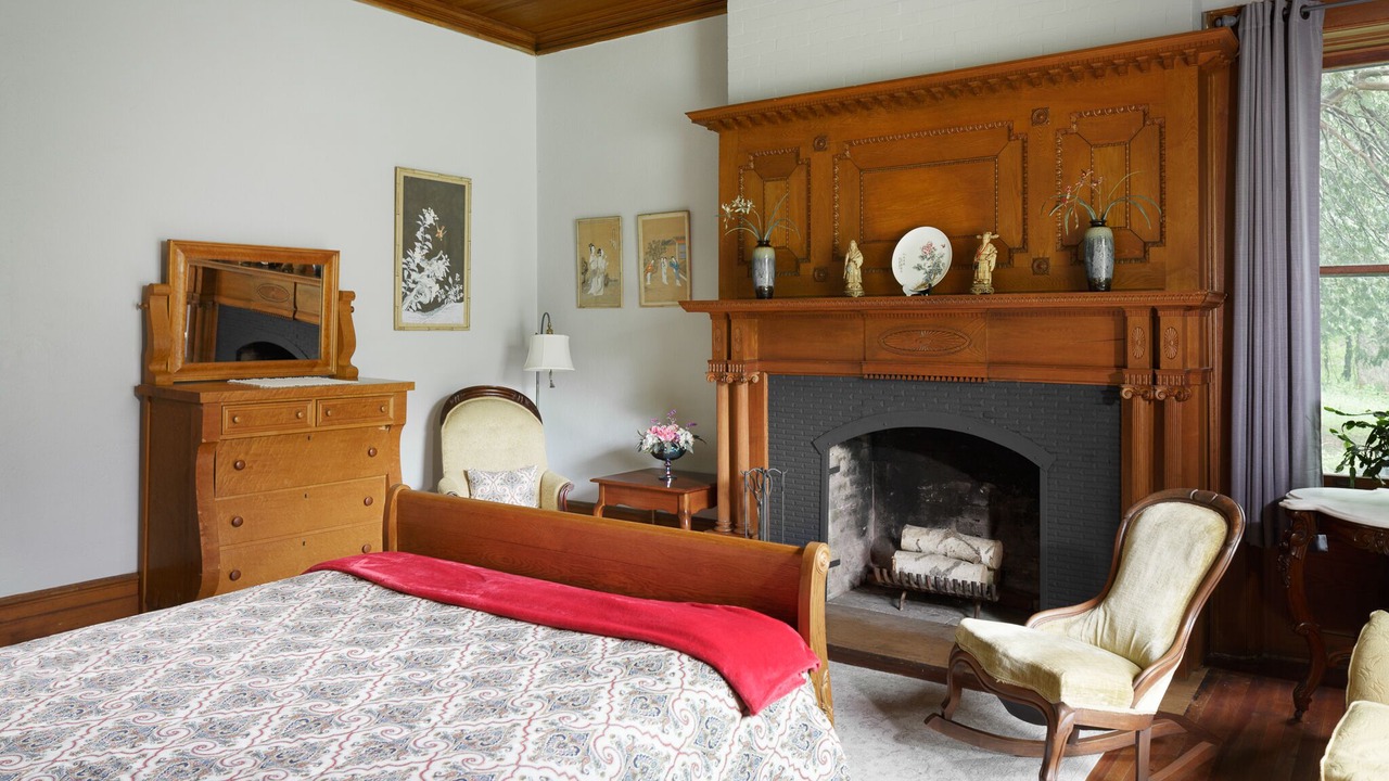 Photo of Bedroom in Lyons Falls