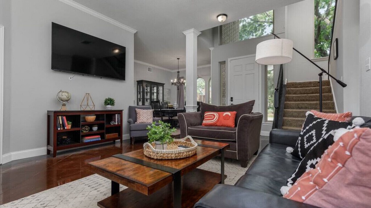 Photo of Livingroom in Keller