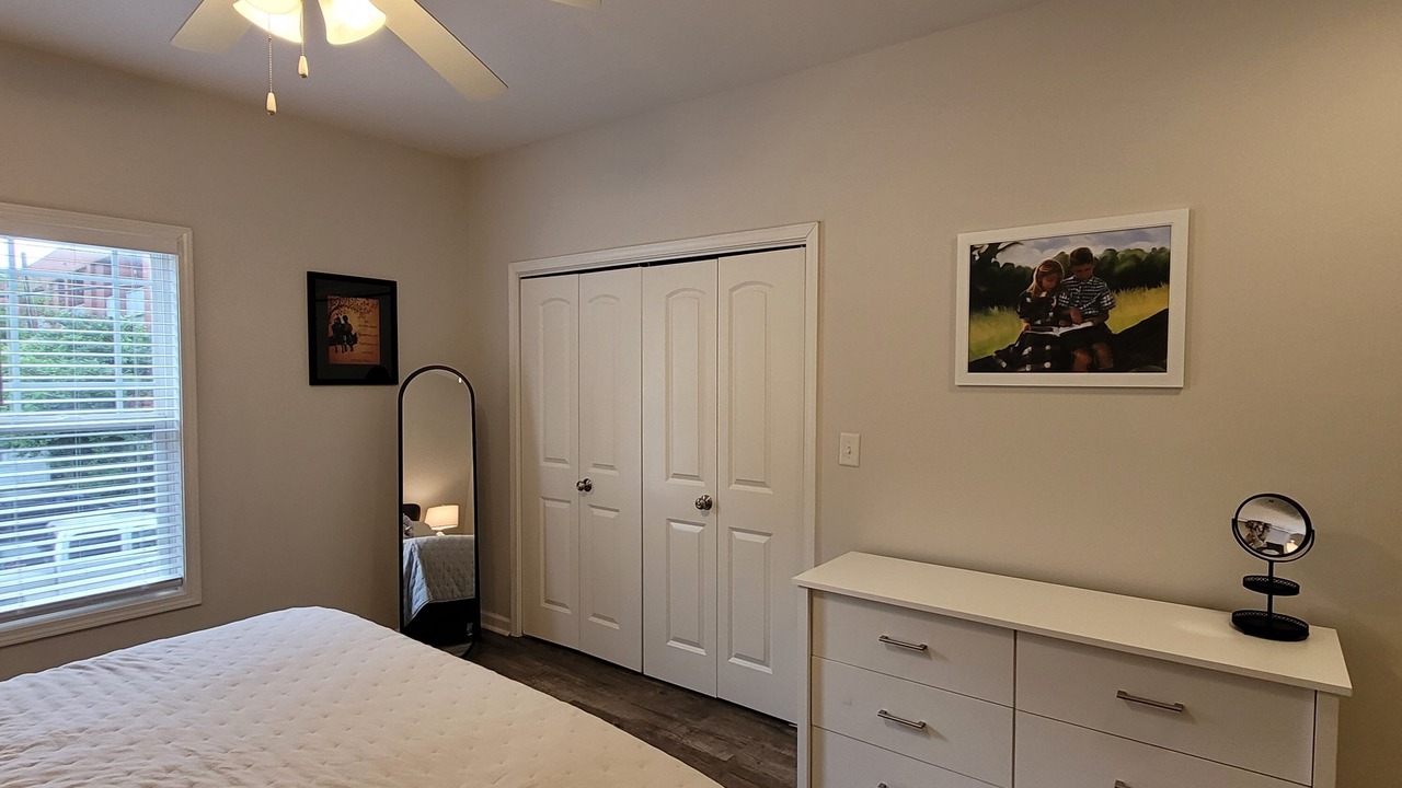 Photo of Bedroom in Tuscaloosa