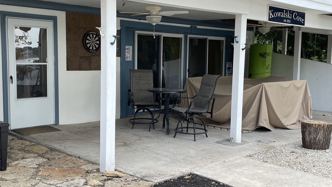 Photo of Patio Balcony in Linn Valley