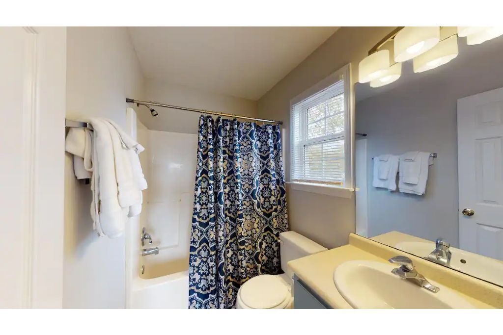 Photo of Bathroom in Statesboro