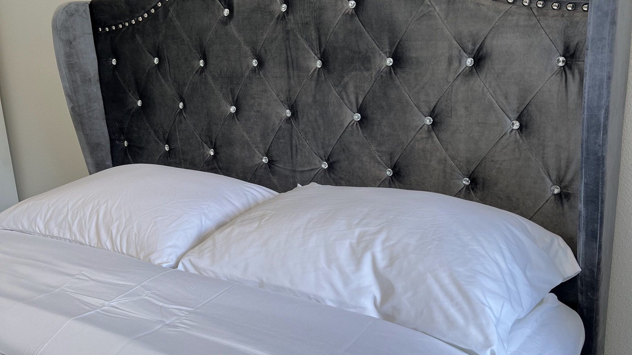 Photo of Bedroom in Crescent Park