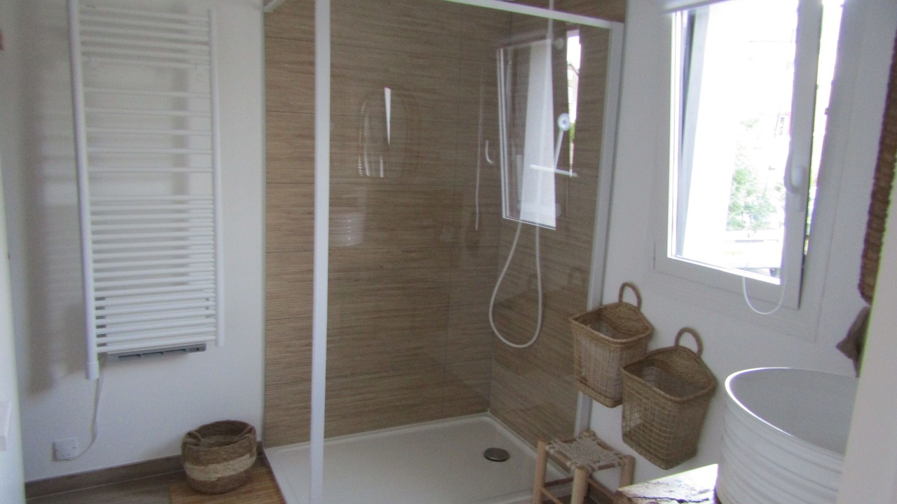 Photo of Bathroom in Donville-les-Bains