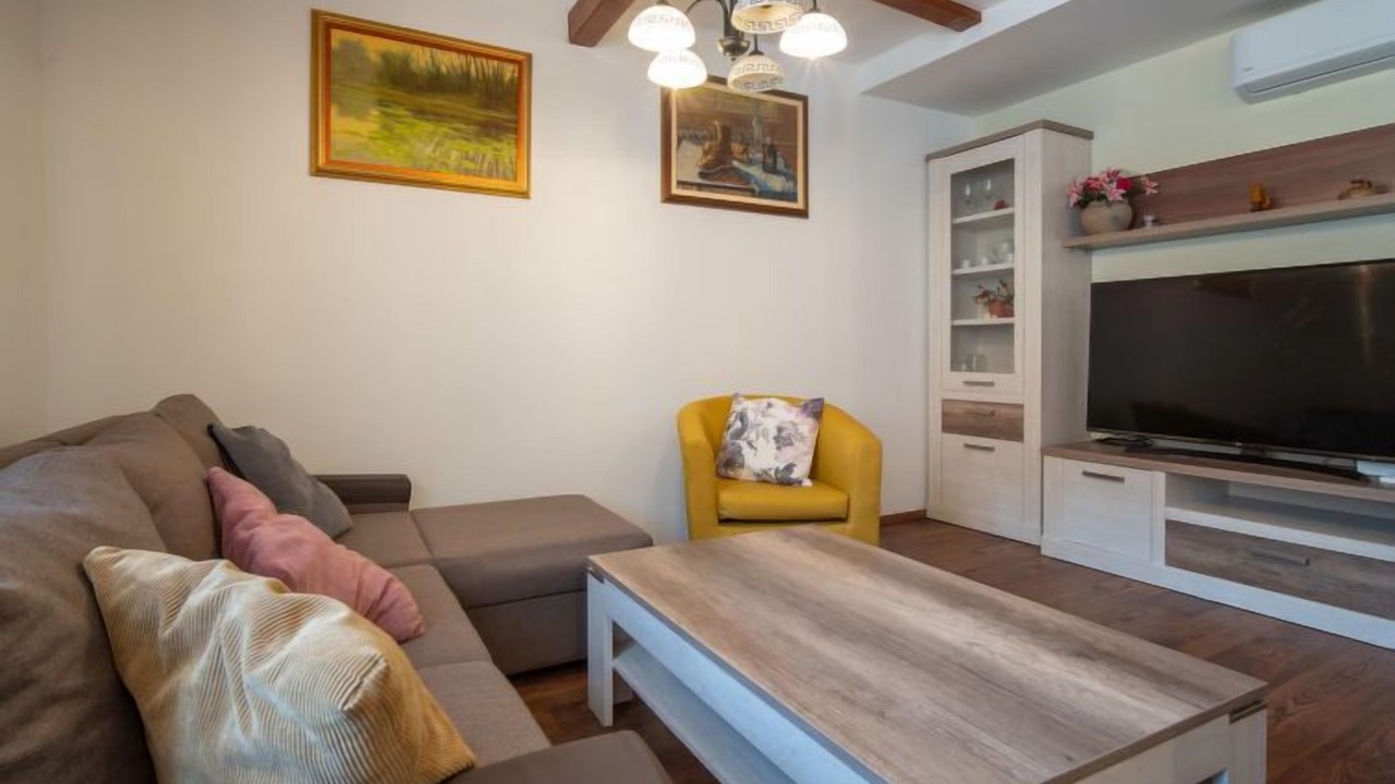 Photo of Livingroom in Veli Brgud