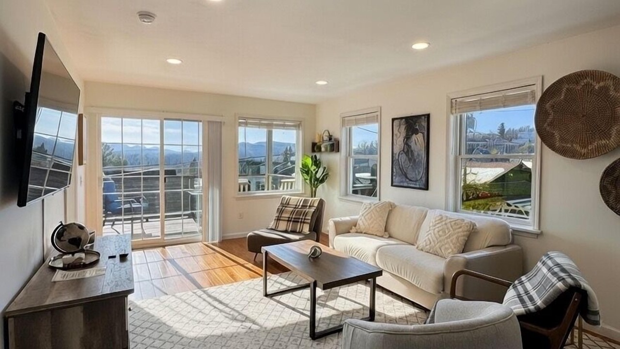 Photo of Livingroom in Lake Placid
