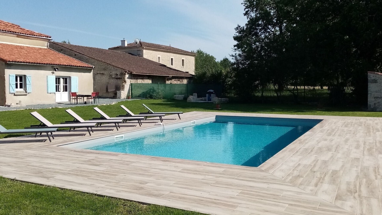 Photo of Outdoor in Nantille