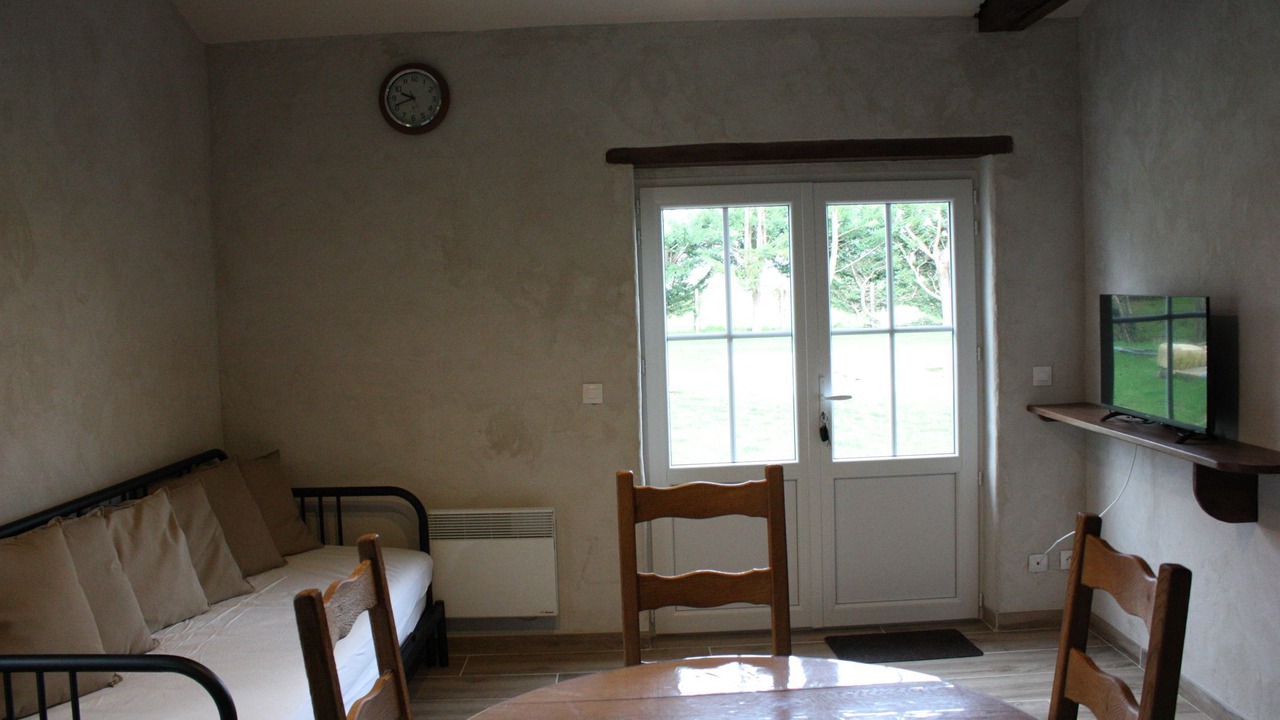 Photo of Others in Nantille