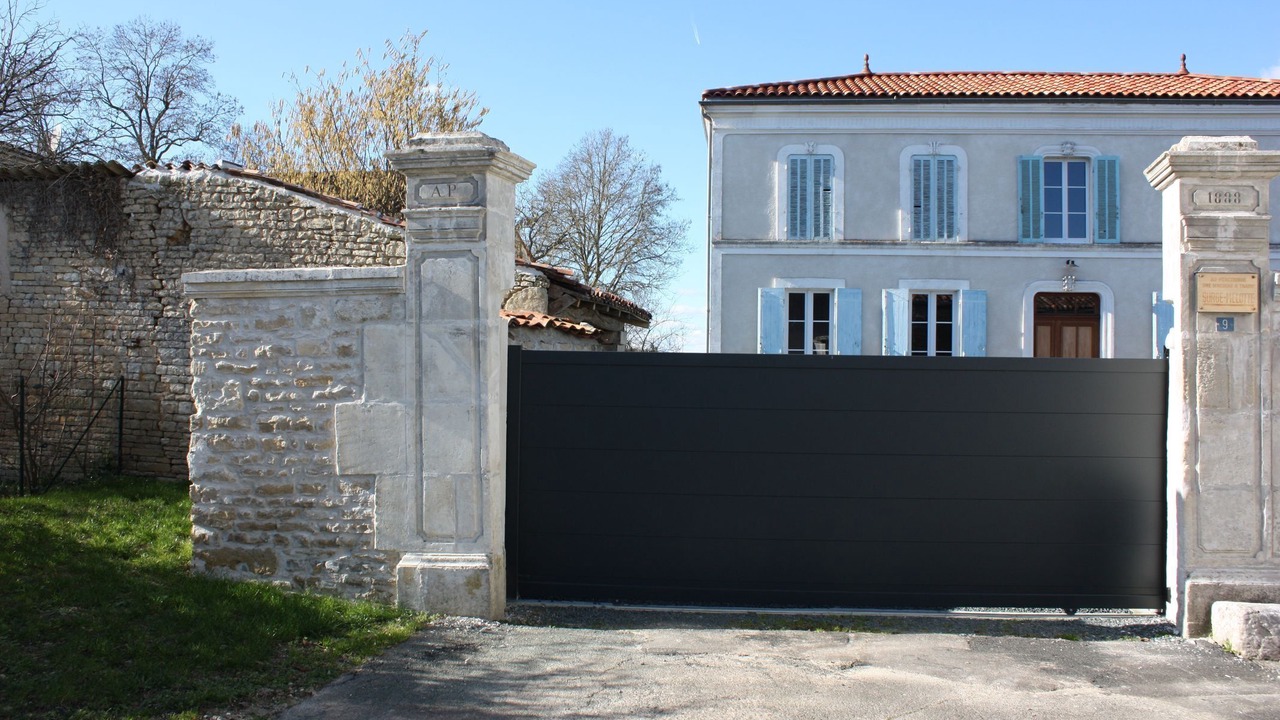 Photo of Outdoor in Nantille