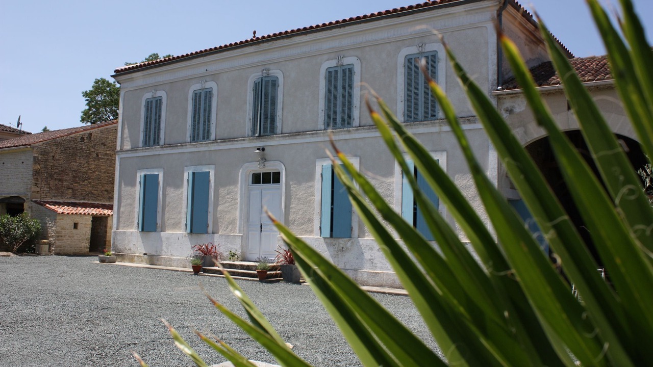 Photo of Outdoor in Nantille