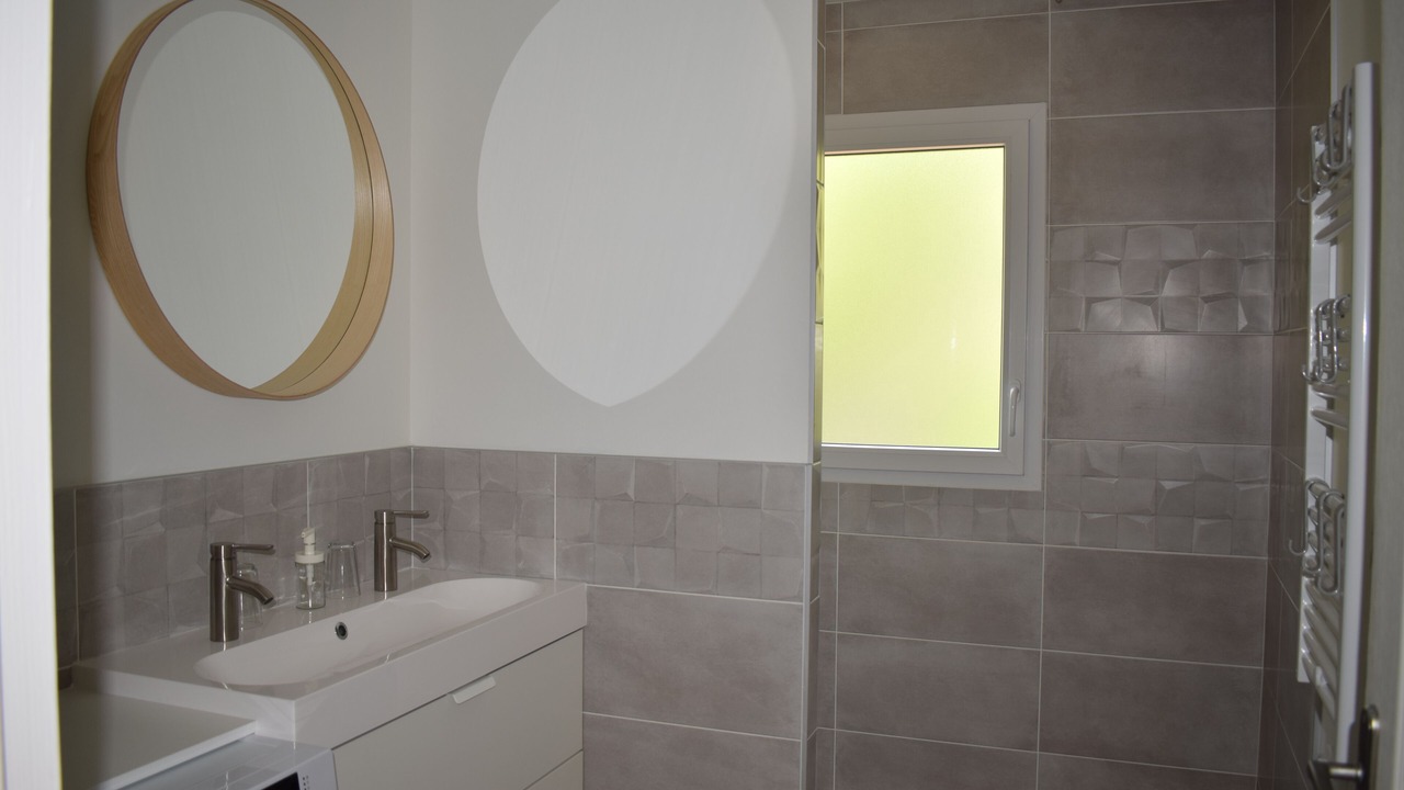 Photo of Bathroom in Vesseaux