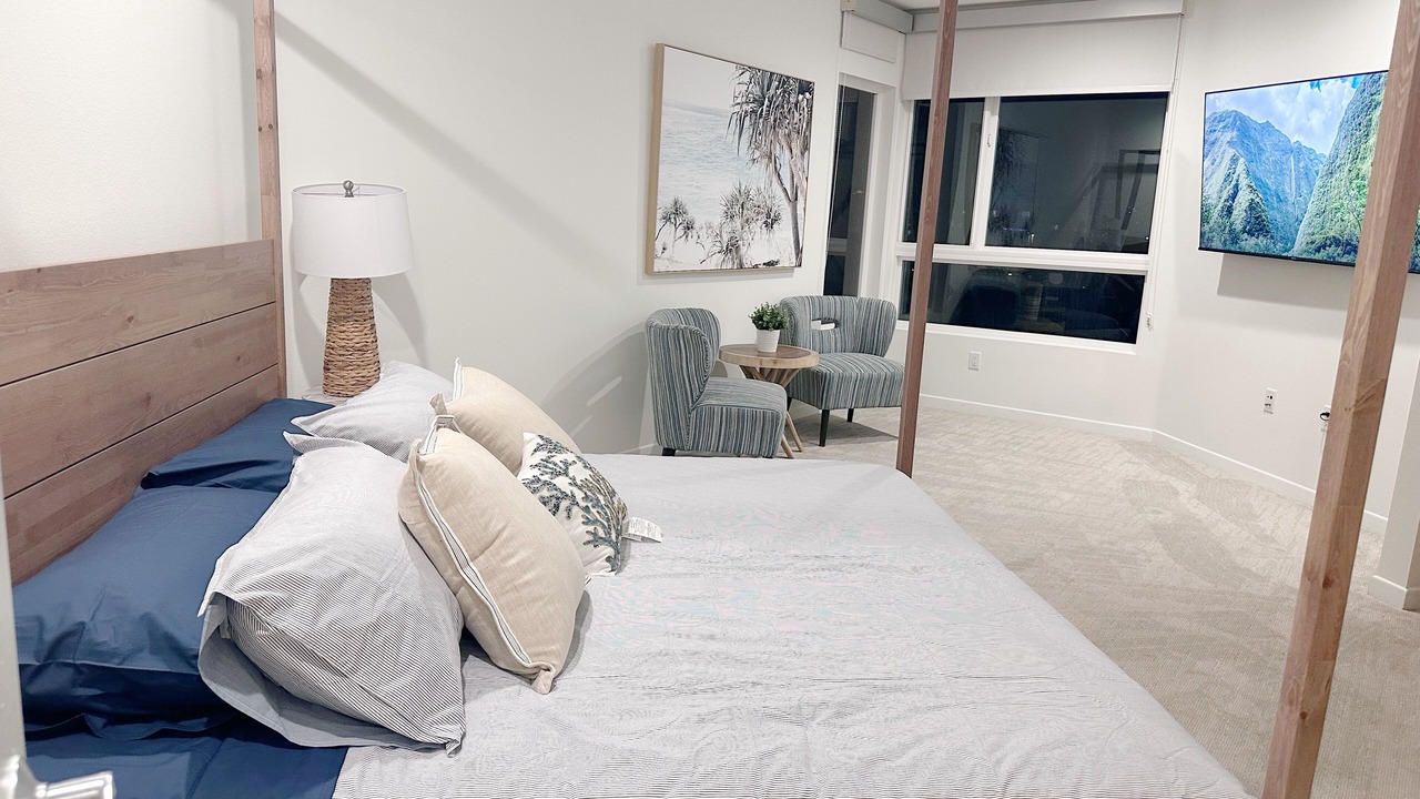 Photo of Bedroom in Silver Strand