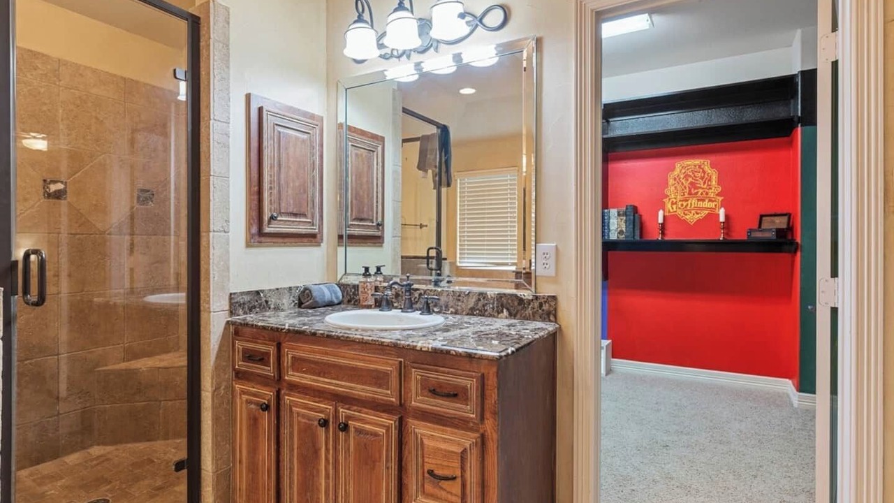 Photo of Bathroom in Glencoe