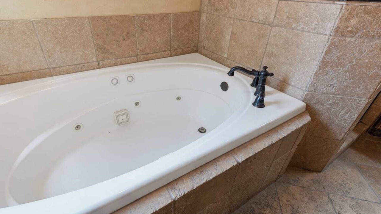 Photo of Bathroom in Glencoe