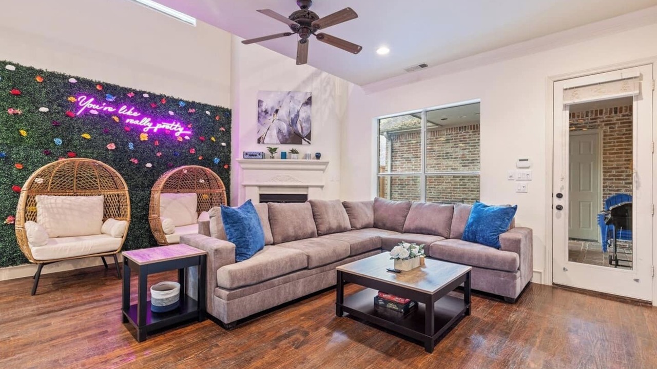 Photo of Livingroom in Glencoe