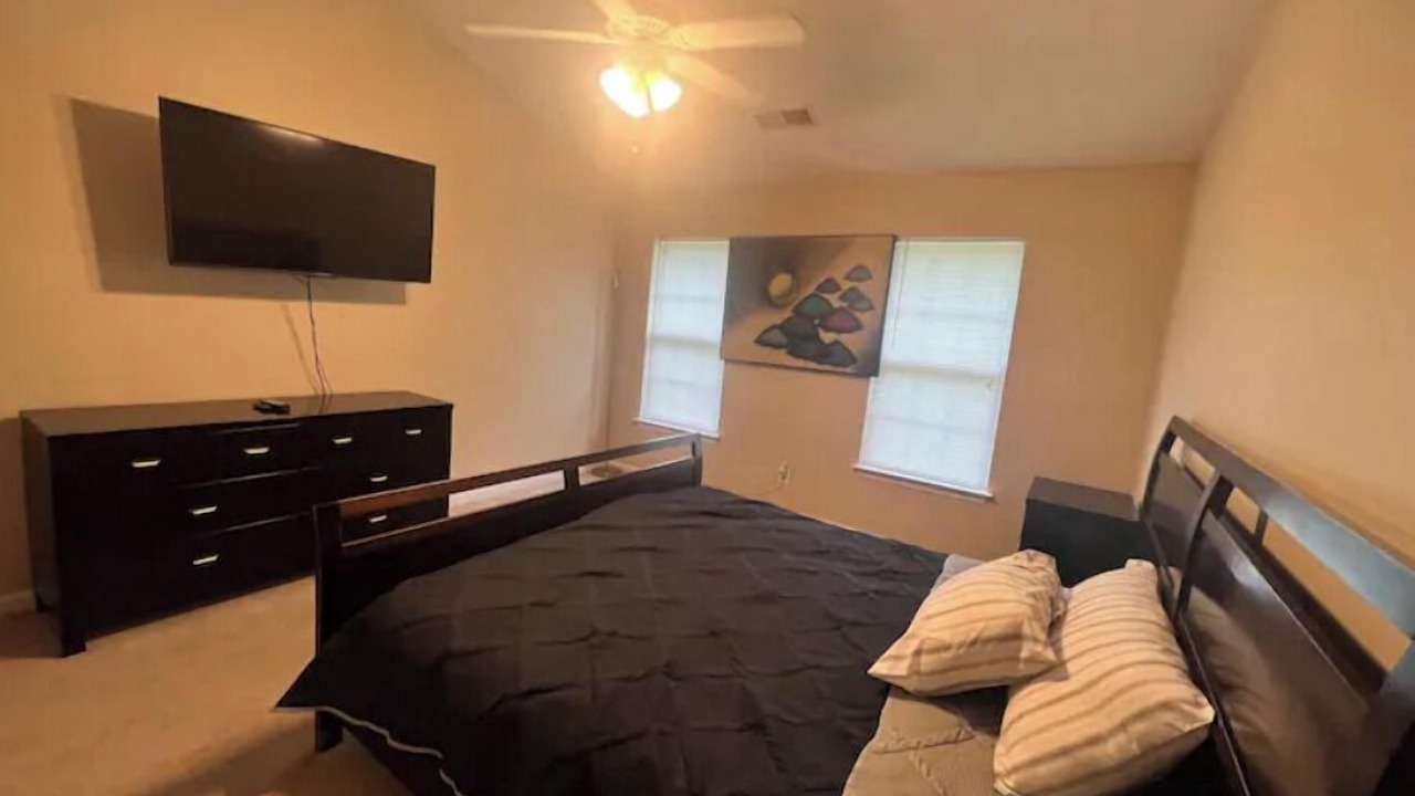 Photo of Bedroom in Greensboro