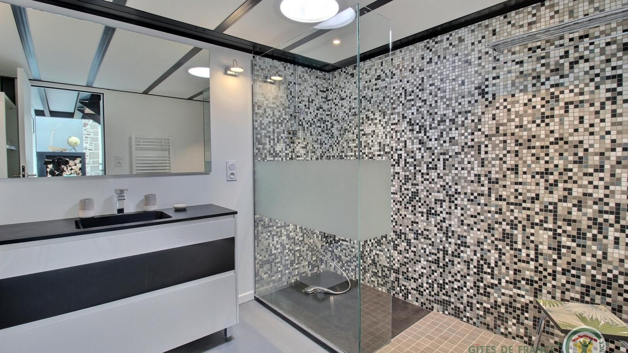 Photo of Bathroom in Pleslin-Trigavou