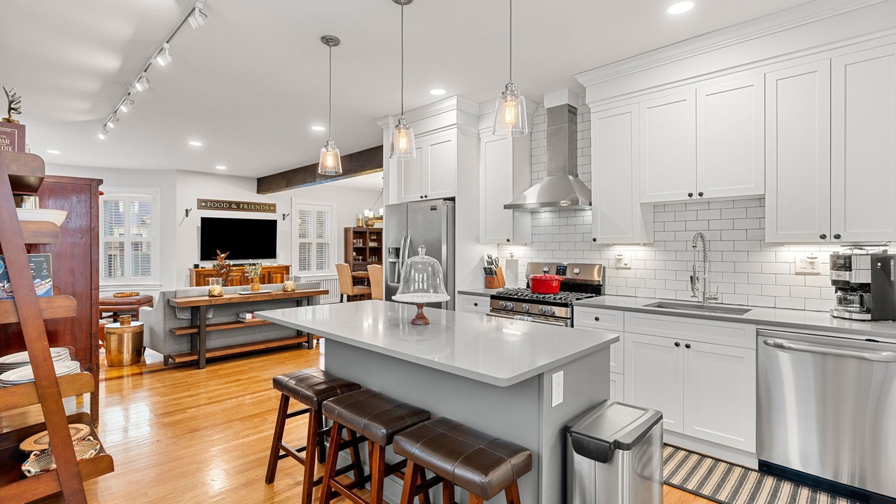 Photo of Others in St. Marks