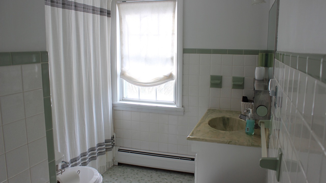 Photo of Bathroom in Snow Hill