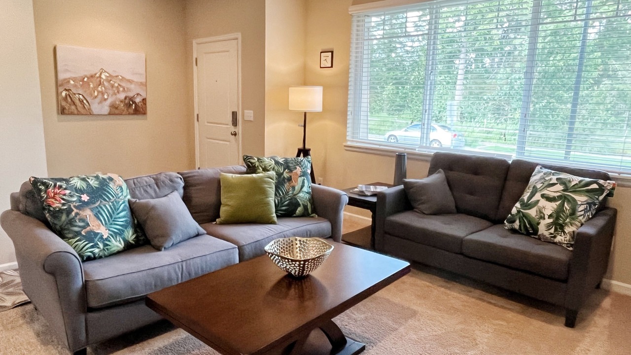 Photo of Livingroom in North Bethany